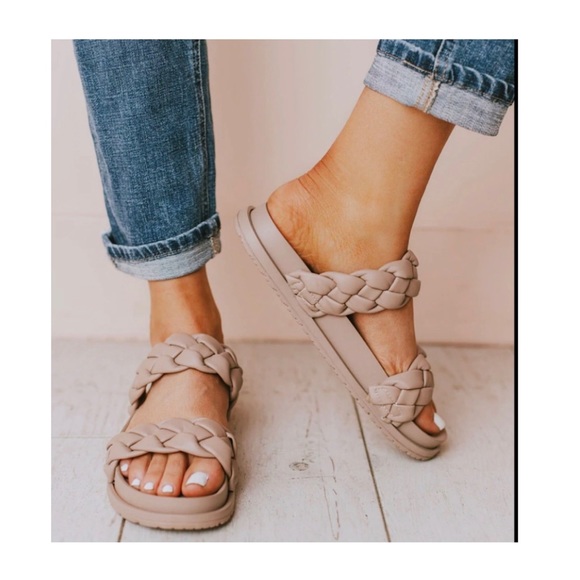 New Arrival! Birch Braided Sandals - Picture 5 of 6